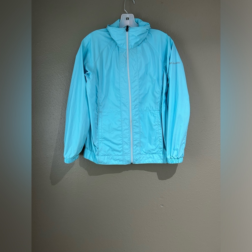 Columbia rain jacket size s gently used